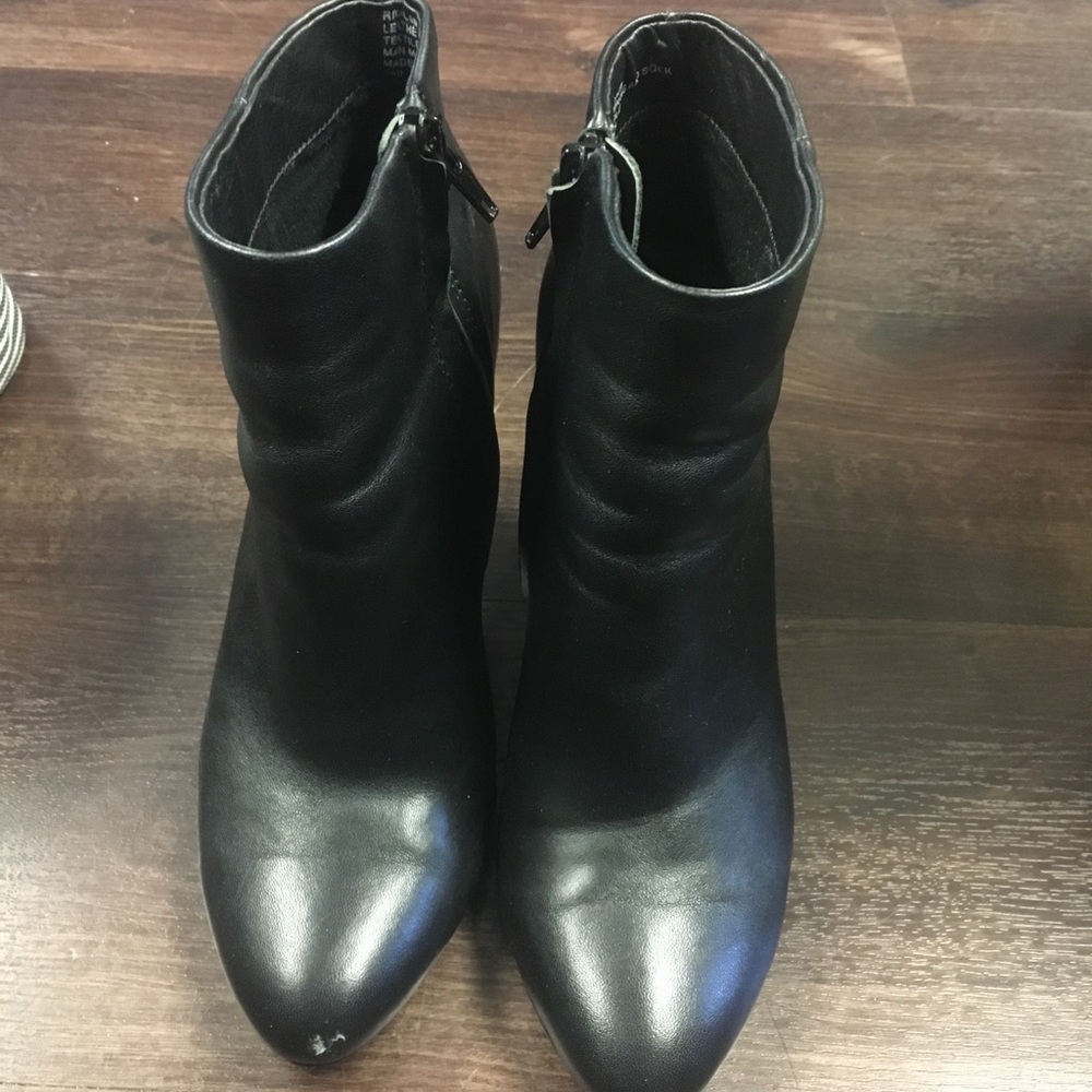 Steve Madden heeled  Boots
